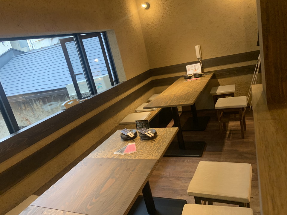 2楼桌席